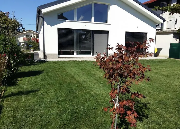 Проживание в семье Morning Coffee